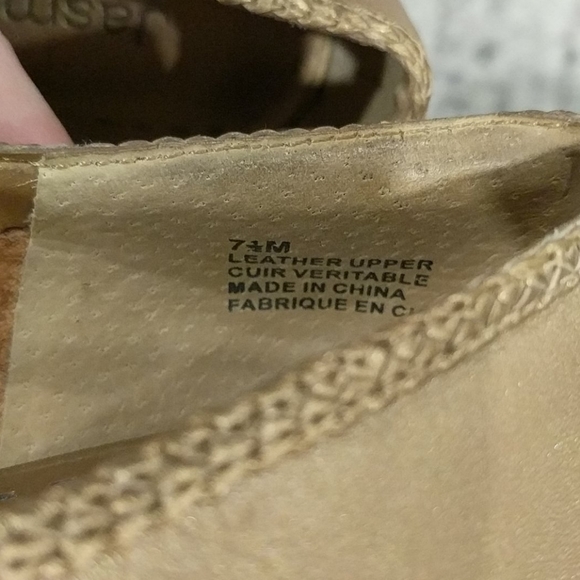 Jasmin Gold Genuine Leather flats - Picture 3 of 8